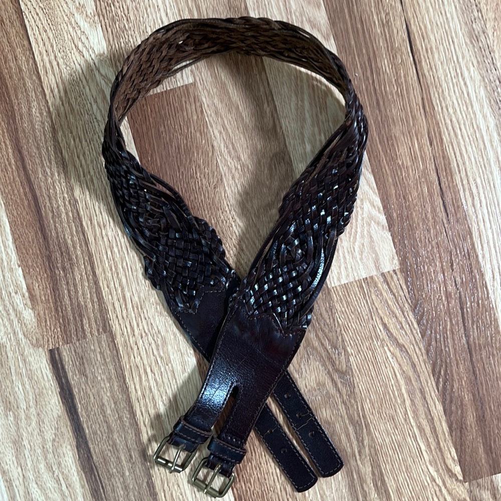 Women’s decorative leather belt